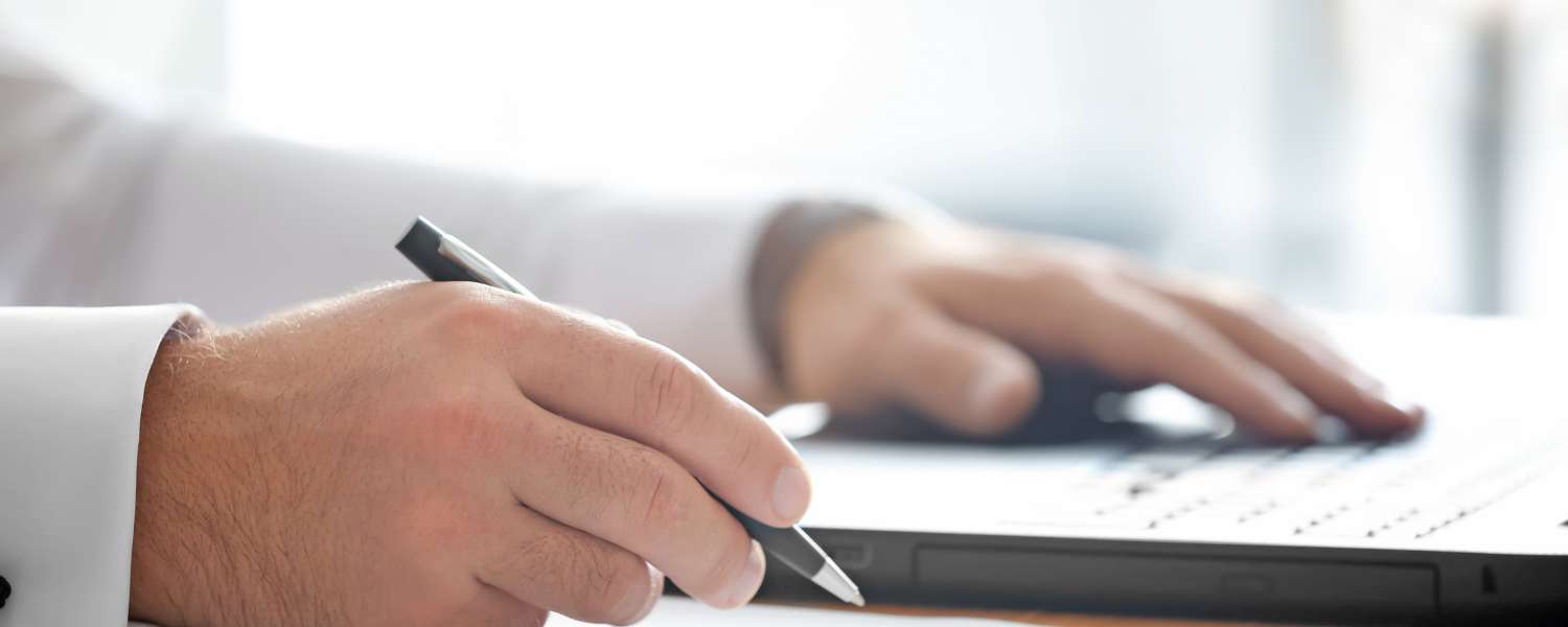 COMMENT DEVENIR UN AUTEUR-ÉDITEUR A SUCCÈS